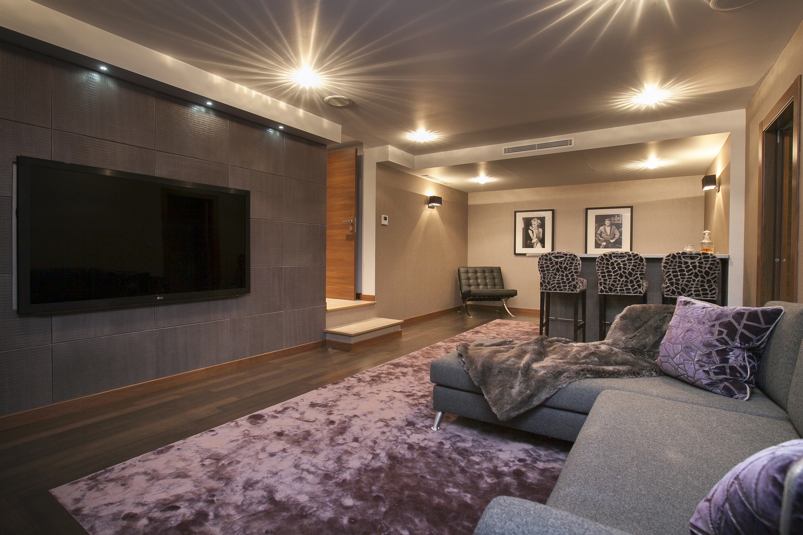 Bespoke Decorating: Tailoring Spaces to Individual Needs