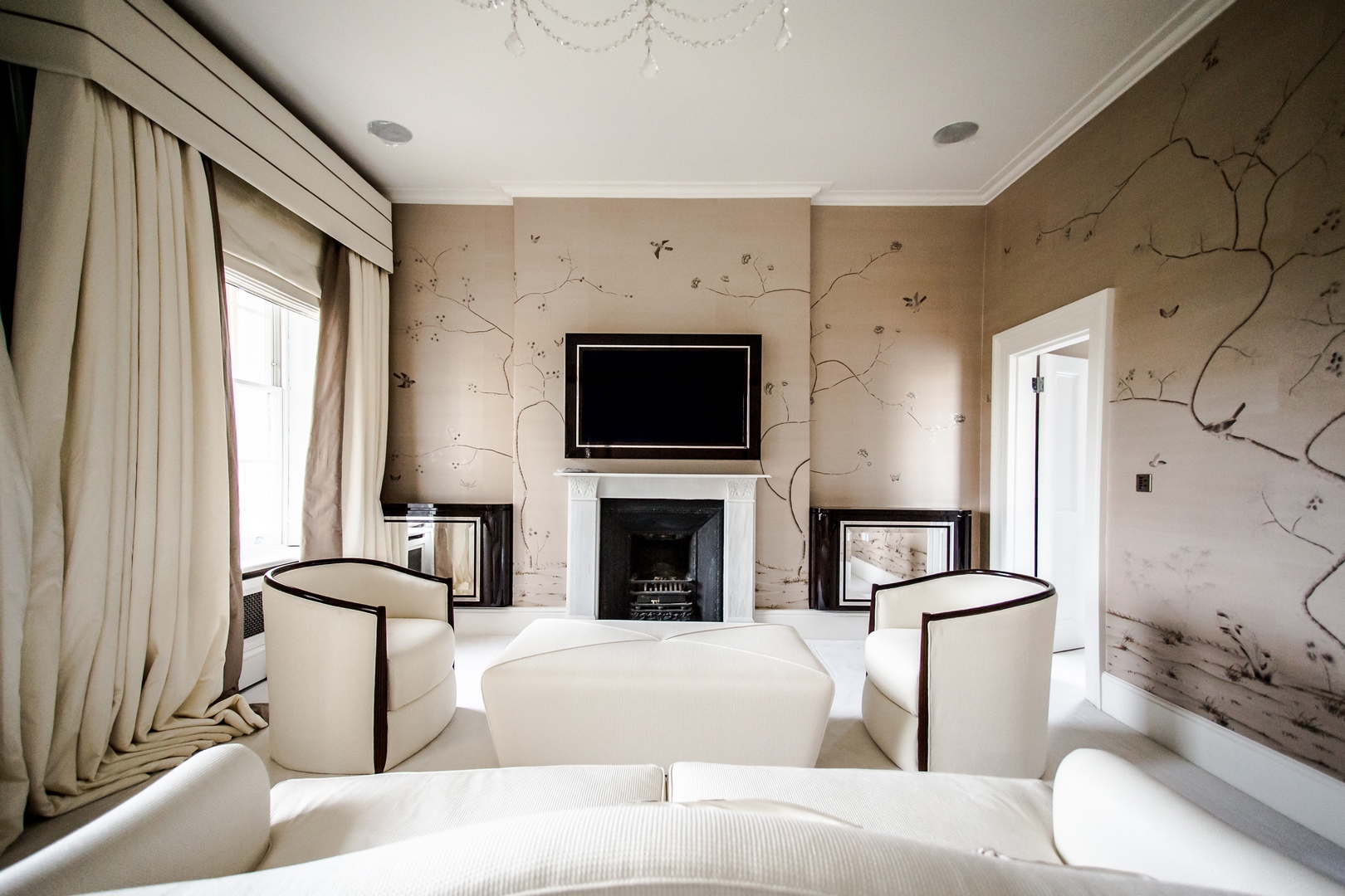 Seasonal Maintenance for High-End Properties: What to Prioritise